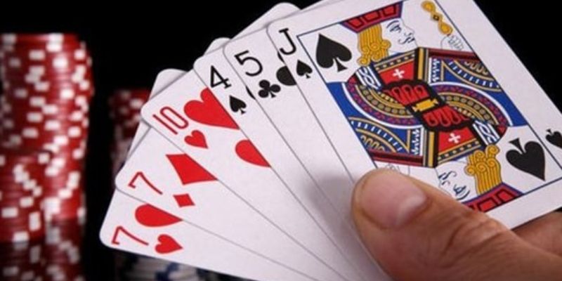 Những thuật ngữ cơ bản trong cách chơi bài liêng